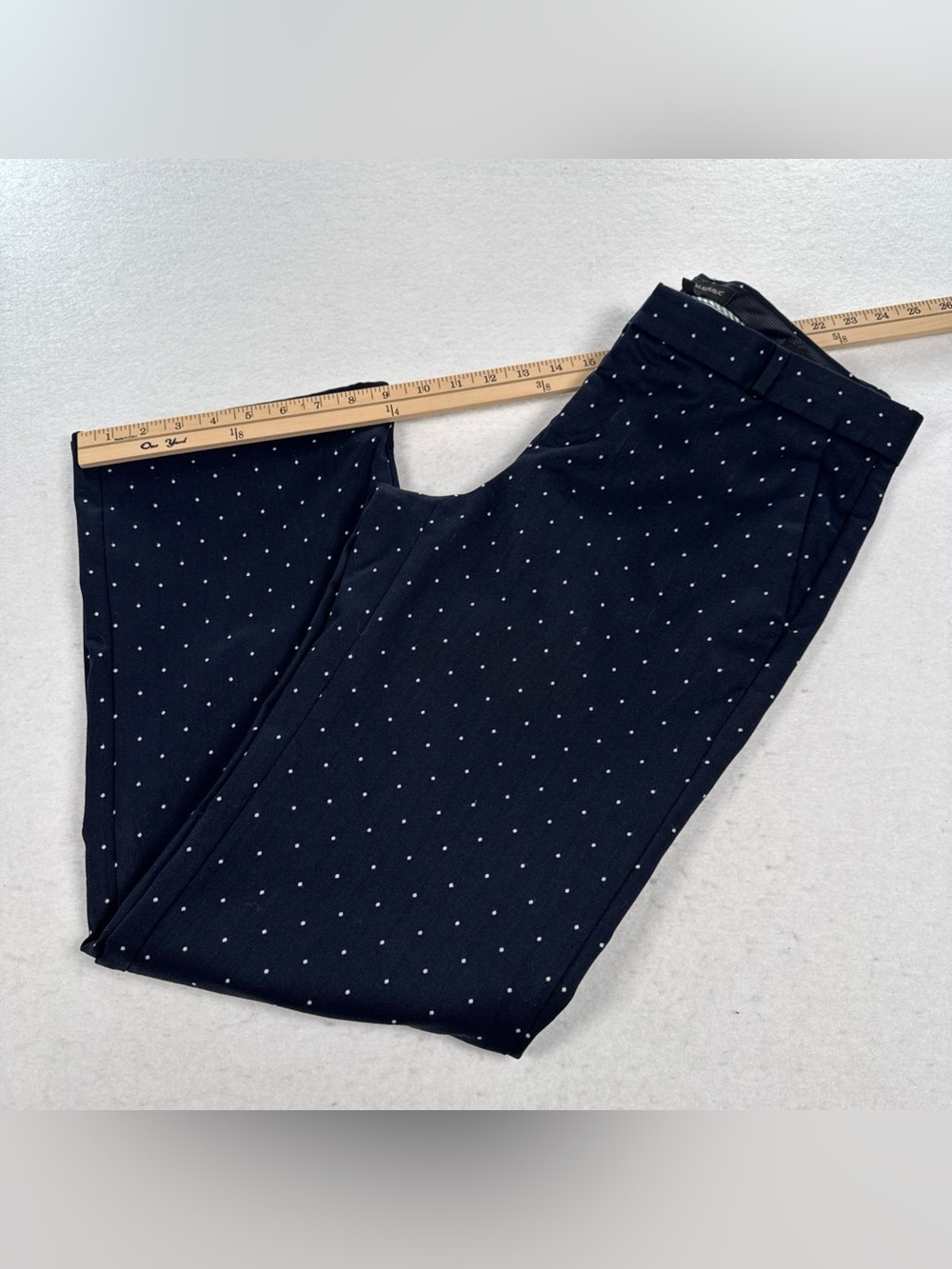 Banana Republic Logan Dress Pants Women's 6 Navy White‎ Polka Dots Stretch Boot - Picture 9 of 9